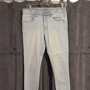 AMERICAN EAGLE, Light washed jeans